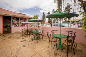 Meru Safari Hotel