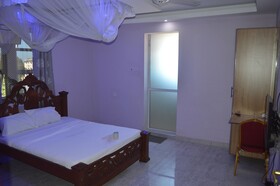 Peacock Court Hotel