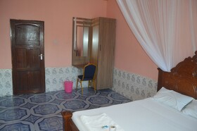 Peacock Court Hotel