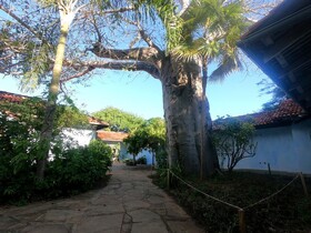 Salty's Kitesurf Village