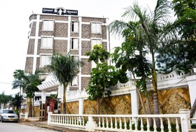 Louis Montfort Grand Resort