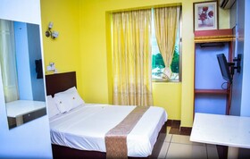 Louis Montfort Grand Resort