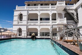 Sentrim Castle Royal Hotel