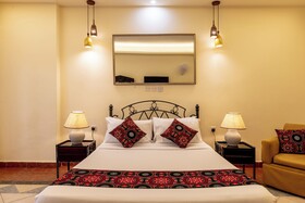 Sentrim Castle Royal Hotel