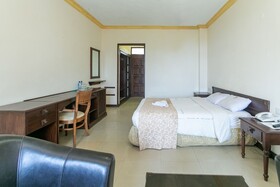 Sunrise Resort Apartments & Spa