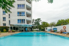 Sunrise Resort Apartments & Spa
