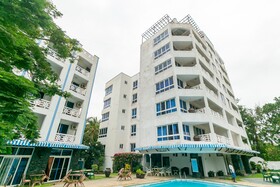 Sunrise Resort Apartments & Spa