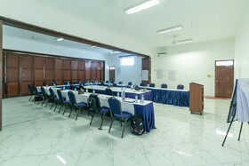 Sunrise Resort Apartments & Spa