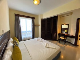 Sunrise Resort Apartments & Spa