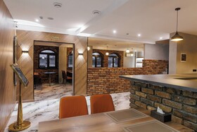 Hotel 28