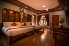 Ravorn Villa Boutique Resort & Restaurant