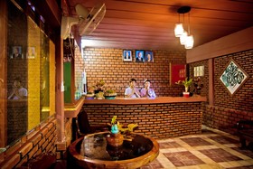 Ravorn Villa Boutique Resort & Restaurant