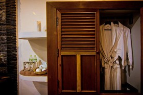 Ravorn Villa Boutique Resort & Restaurant