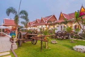 Ravorn Villa Boutique Resort & Restaurant