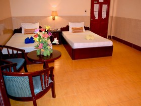 Reaksmey Battambang Hotel