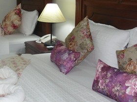 Vanne Hotel