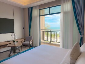 Donghu Resort Hotel