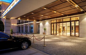 Donghu Resort Hotel