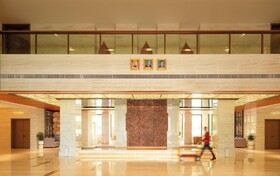 Donghu Resort Hotel