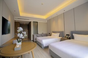 Donghu Resort Hotel