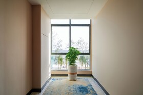 Donghu Resort Hotel