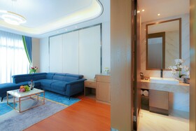 Donghu Resort Hotel