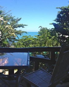 Laluna Bungalows & Restaurant