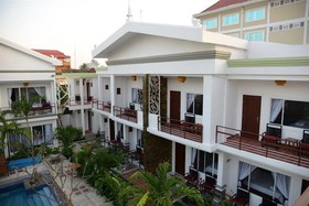 Ropanha Boutique Hotel