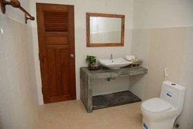 Ropanha Boutique Hotel