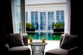 White Boutique Hotel & Residences