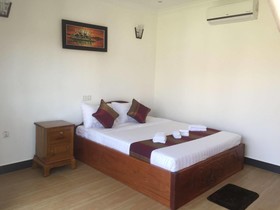 White Boutique Hotel & Residences