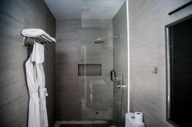 White Boutique Hotel & Residences