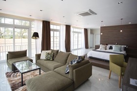 White Boutique Hotel & Residences