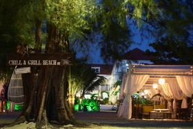 White Boutique Hotel & Residences