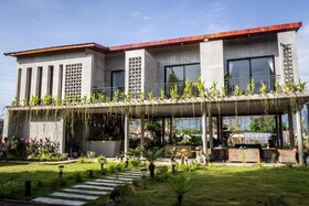 Kampot Tropical Village