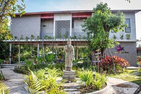 Kampot Tropical Village