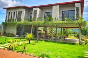 Kampot Tropical Village