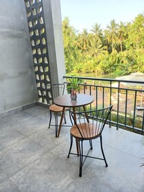 Kampot Tropical Village