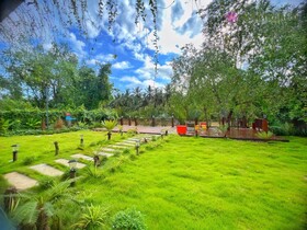 Kampot Tropical Village