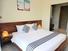 Kampot Tropical Village