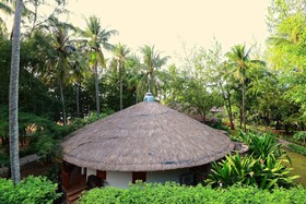 Nataya Roundhouse Coral Bay Resort and Spa
