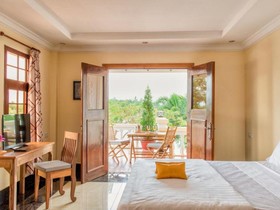 Pink Sands Villa