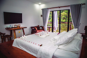 Mafiya's Resort