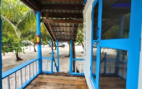 Mad Monkey Koh Rong Samloem