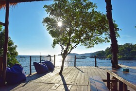 Mad Monkey Koh Rong Samloem