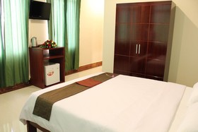 9 Dragon Hotel