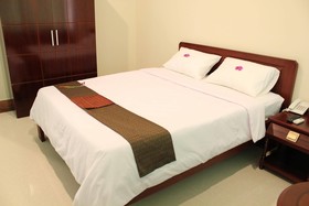 9 Dragon Hotel
