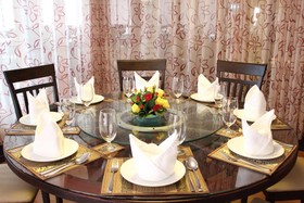 9 Dragon Hotel
