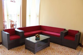 9 Dragon Hotel