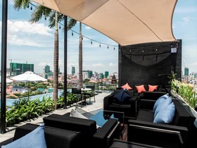 Aquarius Hotel & Urban Resort